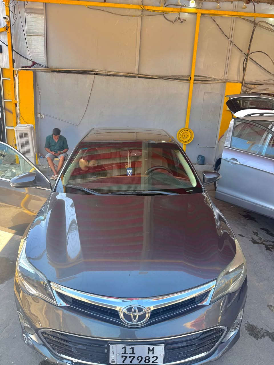 Avalon Toyota 2014 xle 
بصمة ﭠشغيل بصمة ابواب  
فتحة سقف 

رقم بغداد 
ثلاث أنظمة قيادة 
محرك ٦ سلندر 
كشنات تدفئة تبريد 
كشنات جلد
كير و مكينة كفالة 

سيارة وارد أمريكي ضرر جاملغ وبنيد ايرباك دركة 
150$ بيع او مراوس 
مكان سيارة بغداد وديالى 
*********** بغداد, العراق
