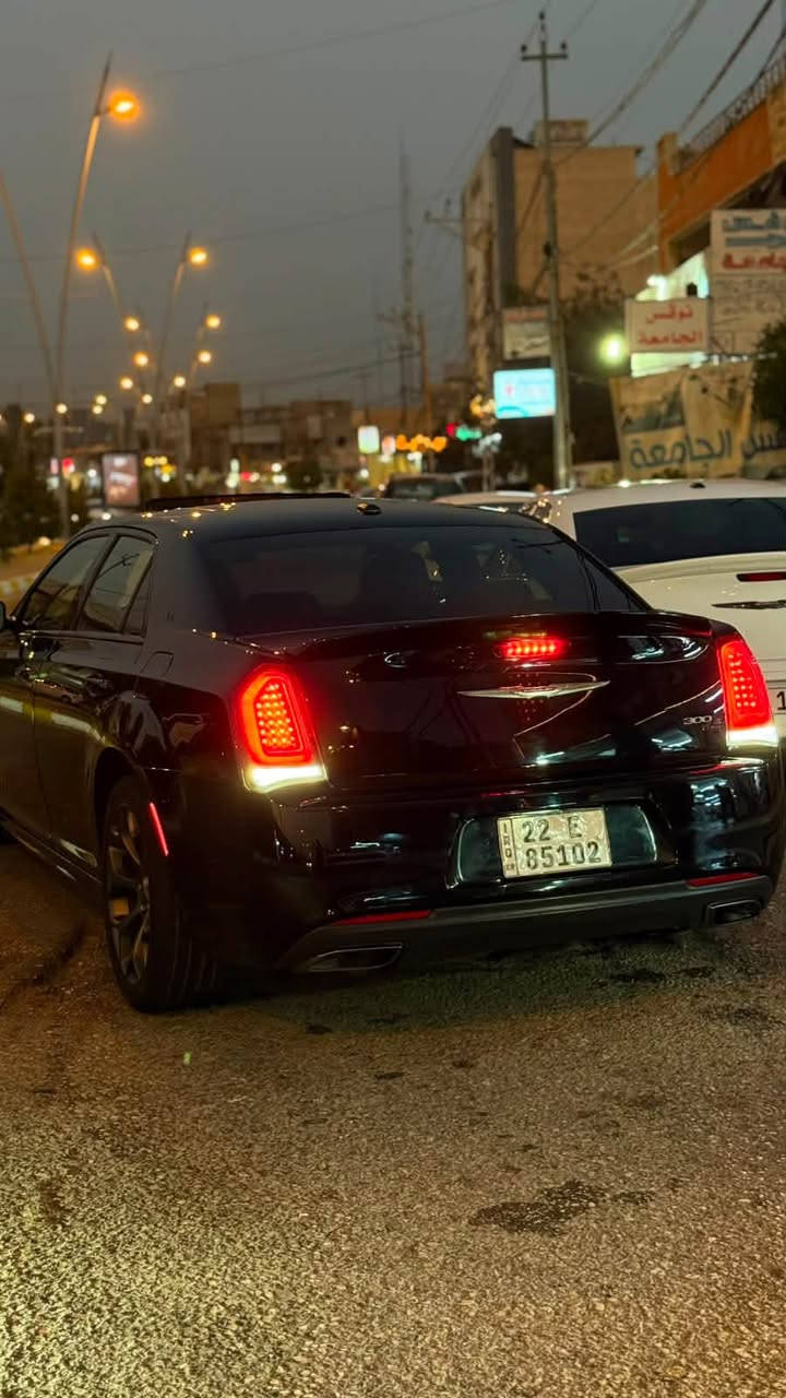 Chrysler 300S Gold 2017
السيارة كلين
• المحرك: V6 سعة 3.6 لتر
• القوة: 300 حصان
• ناقل الحركة: أوتوماتيكي 8 سرعات
• الجنوط: 20 إنش رياضية
• السقف: بانوراما 
• المقاعد: جلد رياضي مع تدفئة
• نظام الترفيه: شاشة Uconnect مع Bluetooth وApple CarPlay/Android Auto 
• الإضاءة: LED نهارية ومصابيح أمامية بتصميم رياضي
• اللون: أسود لامع  السعر 235 مجال بسيط يرهم مراوس الاستفسار اتصل *********** مكان السياره موصل سياره جاهزه استخدام شخصي
