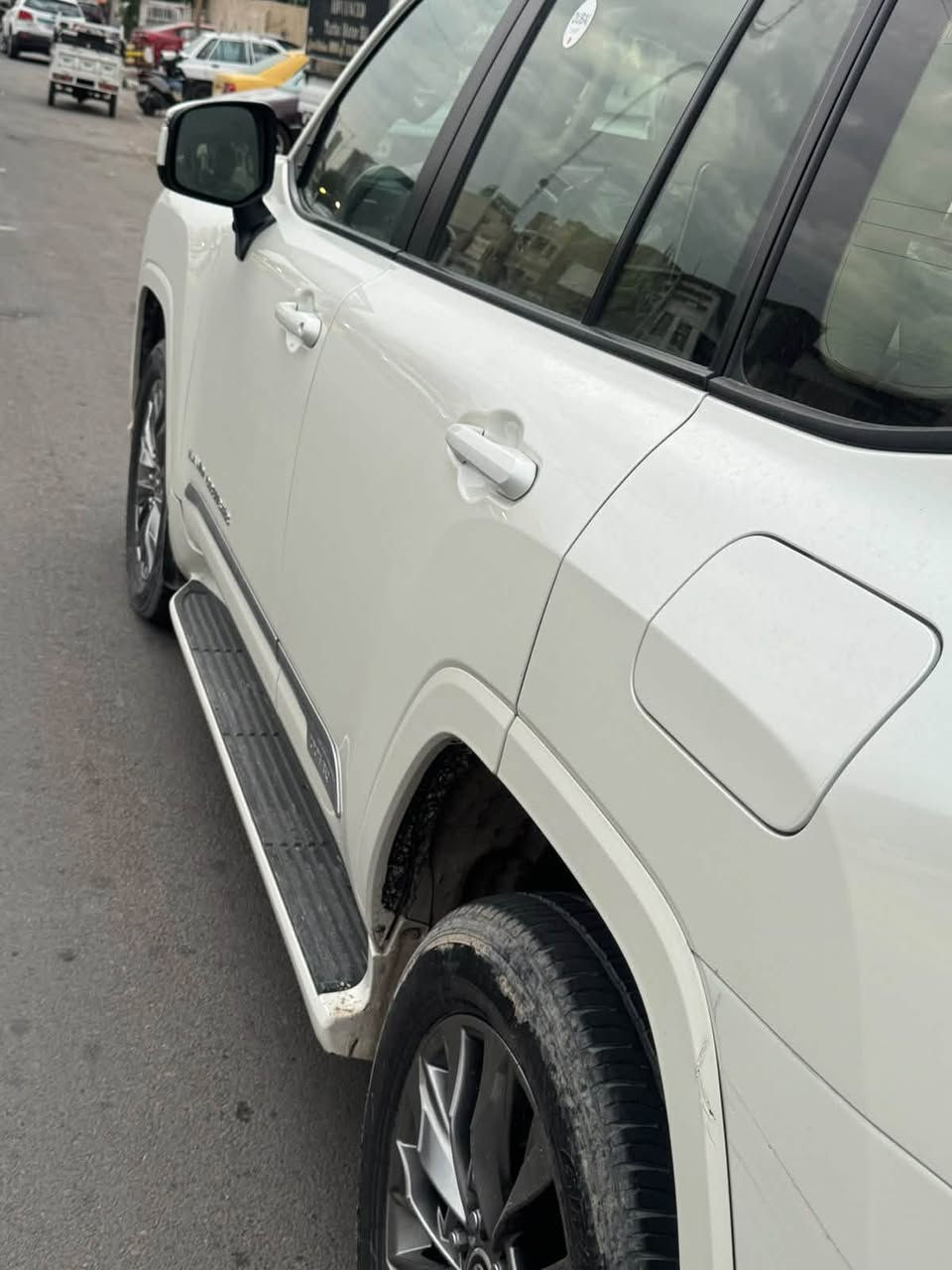 لاندكروز GXR • ٢٠٢٣ • كفالة وكالة