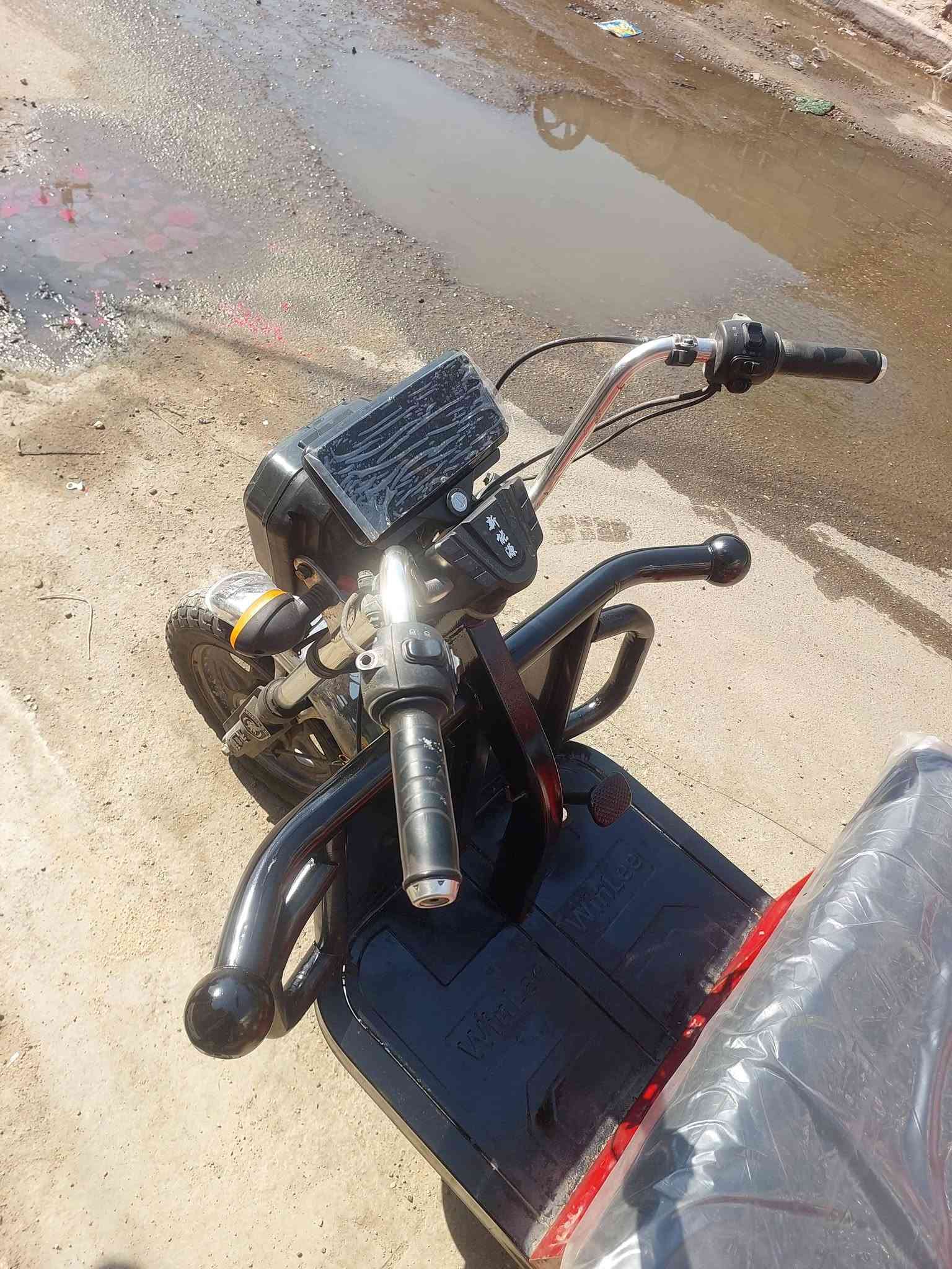 للبيع الحجم الكبير مابيه اي نقص جاهزه بطاريات جدد سعر 950 سكن بغداد متواجد خاص او هاذه رقمي ***********
