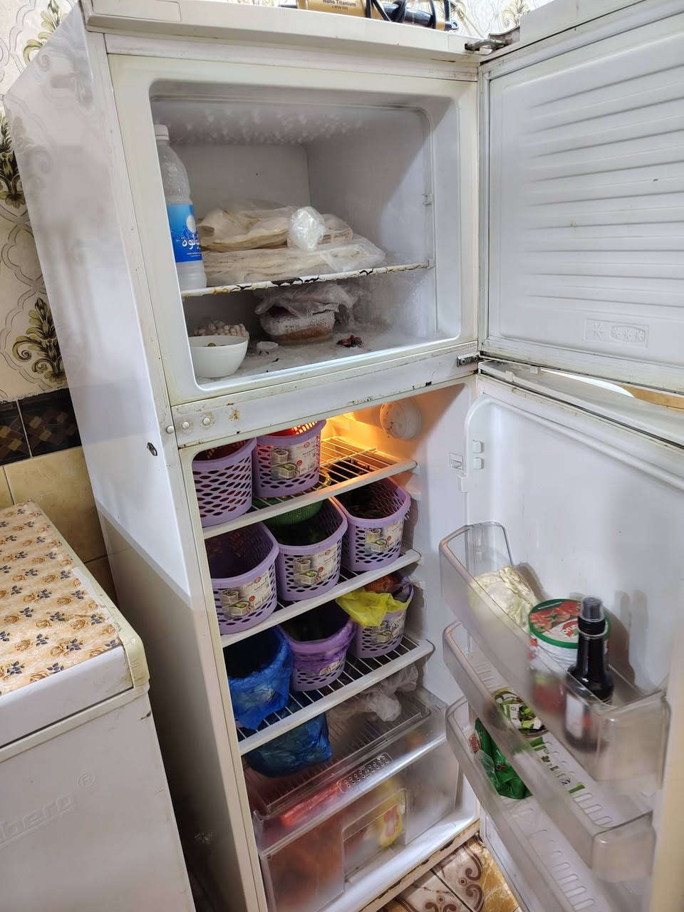 السلام عليكم ثلاجه ارجلك مثل ما موجوده بلصوره للبيع شغاله عل فحص سعر 250 وبي مجال
رقم ***********
عنوان نجف الاشرف حي السلام
