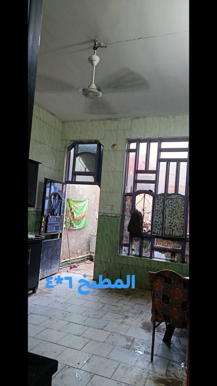 عبد الحسين ال راضي • ٢٠٠م • ٤+غرف