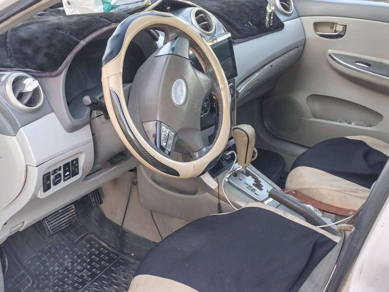 اعادت نشر بسبب وعود الكاذبه اسلام عليكم سياره بي وايدي G3للبيع حلوه ونضيفه سياره مابيه اي نقص كهربايات كله شغاله تبريد ثلج كير وتماتيك تخم تاير جديد ما صار شهر من شديتهن محرك وكير حداده رقم انبار انكليزي سنويه2031سياره بسمي تحويل مباشر المكان الانبار الفلوجه السعر (48)ورقه وبيه مجال رقم الهاتف ***********... ***********
