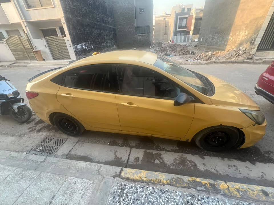 للبيع 2014 بيه نقوصات بسيطة كلش
سيارة تخبل 
*********** واتس فقط

