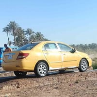 بي واي دي • ٢٠١١ • للبيع