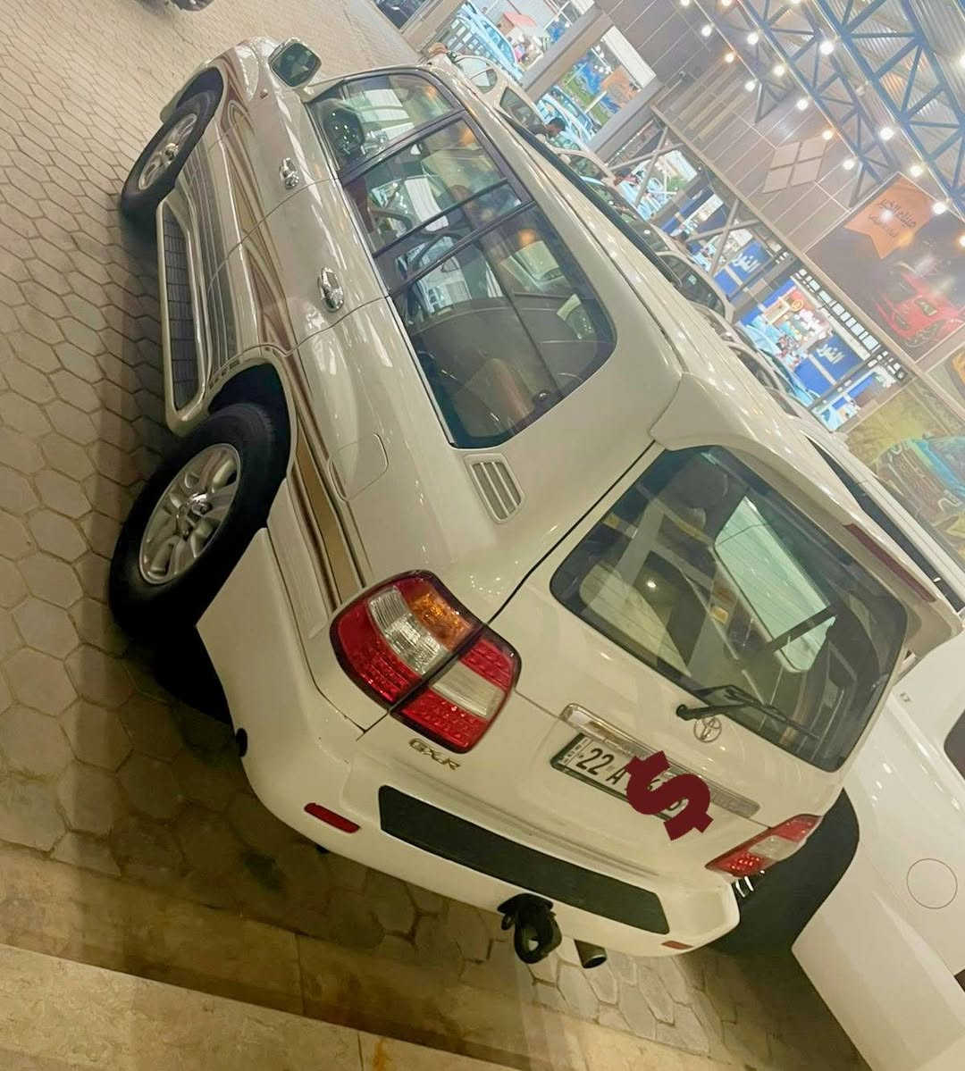 السلام عليكم بيع او مراوس حسب القناعه
موديل 2002 
منظومه غاز 
مكينه 6 V
رقم شمالي ب اسمي 
سنويه جديده 
هزه جديده 
صارها 3 اشهر من سويتهم
سياره ادامه كامله عليها 
لا تنقيص ولا بخار ولا شي 
حاله السياره وضع الشركه لا ضربه ولا بارد ولا صبغ 
#ابيع كلين تايتل. عده كارت بارد وكارت تكحيل
#السعر_المطلوب 155 
***********
مكان بغداد او نجف
