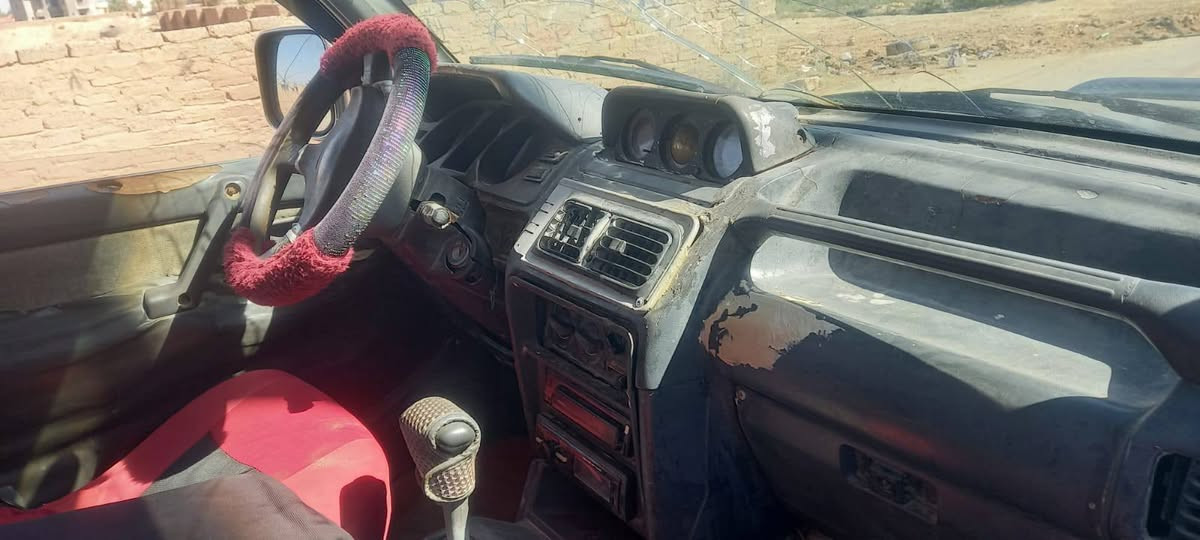 كالوبر ١٩٩٥ كير محرك ففتي رقم بصره سنويه عضم عاج شرط التحويل سياره جاهزه تاير جدد سعرها 30 بيها مجال مكان صلاح الدين الضلوعيه رقم الهاتف *********** مراوس هم نرهم
