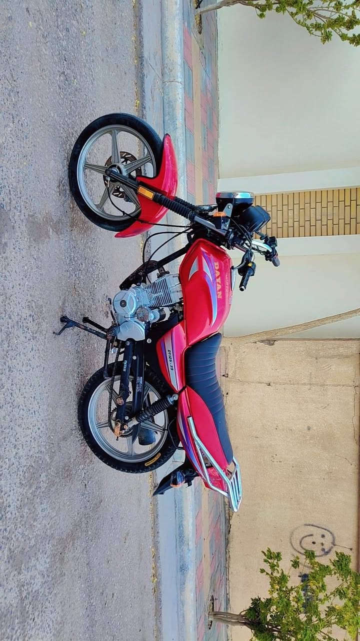 تفاصيل   عدل خابرني رحمه  والديك
لاتخابرني دكلي شبيهه كلهه مذكوره بمنشور

سلام عليكم 

دراجه دايون عضم خمسه كير اوراق اصولي اصولي اصولي

معرض ثامر خلخال  وكيلهه مكتب حسين احولك تحويل يمه

بلش معامله الرقم موديل ٢١  كفاله عامه مكينه اذا مفتوحه تاخذهه بلاش كهربائيات كلهه شغاله ١٠٠٪

دراجه كامله والف دينار ماذب عليهه معروضه ٨٠٠ بيهه مجال للشراي مكاني كربلاء ***********
