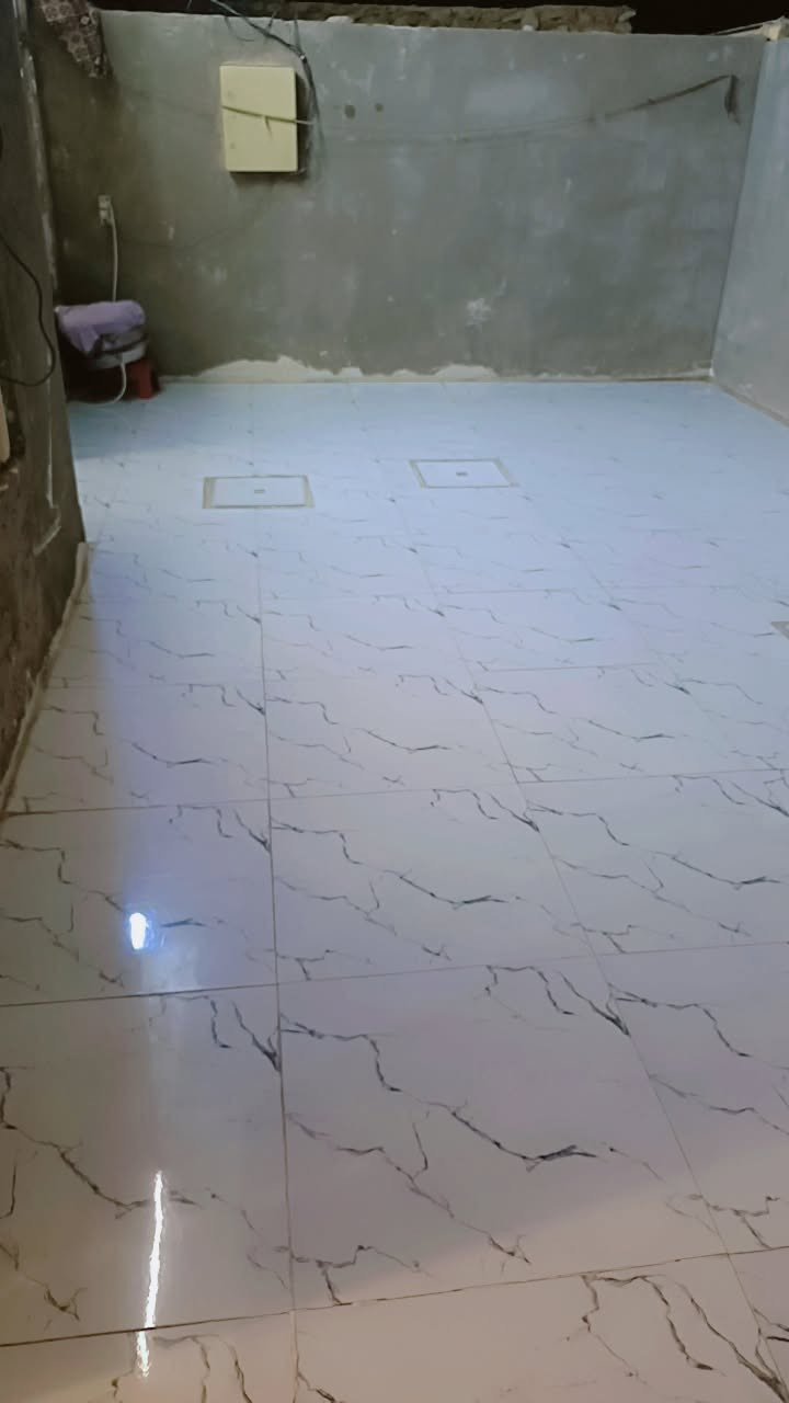 بيت للبيع  شارع الصب مقابل قرية الغدير عمود ٣٢١
مساحته ١٤٠ متر 
المزارع شارع ٤٠ 
سعره بالنقدي ٣٨ مليون 
بالقسط ٤٥ مليون مقدما ١٠ مليون و٥٠٠ كل شهر  سقف صب
 رقم صاحب الدار ***********

مكلفه بالنشر
