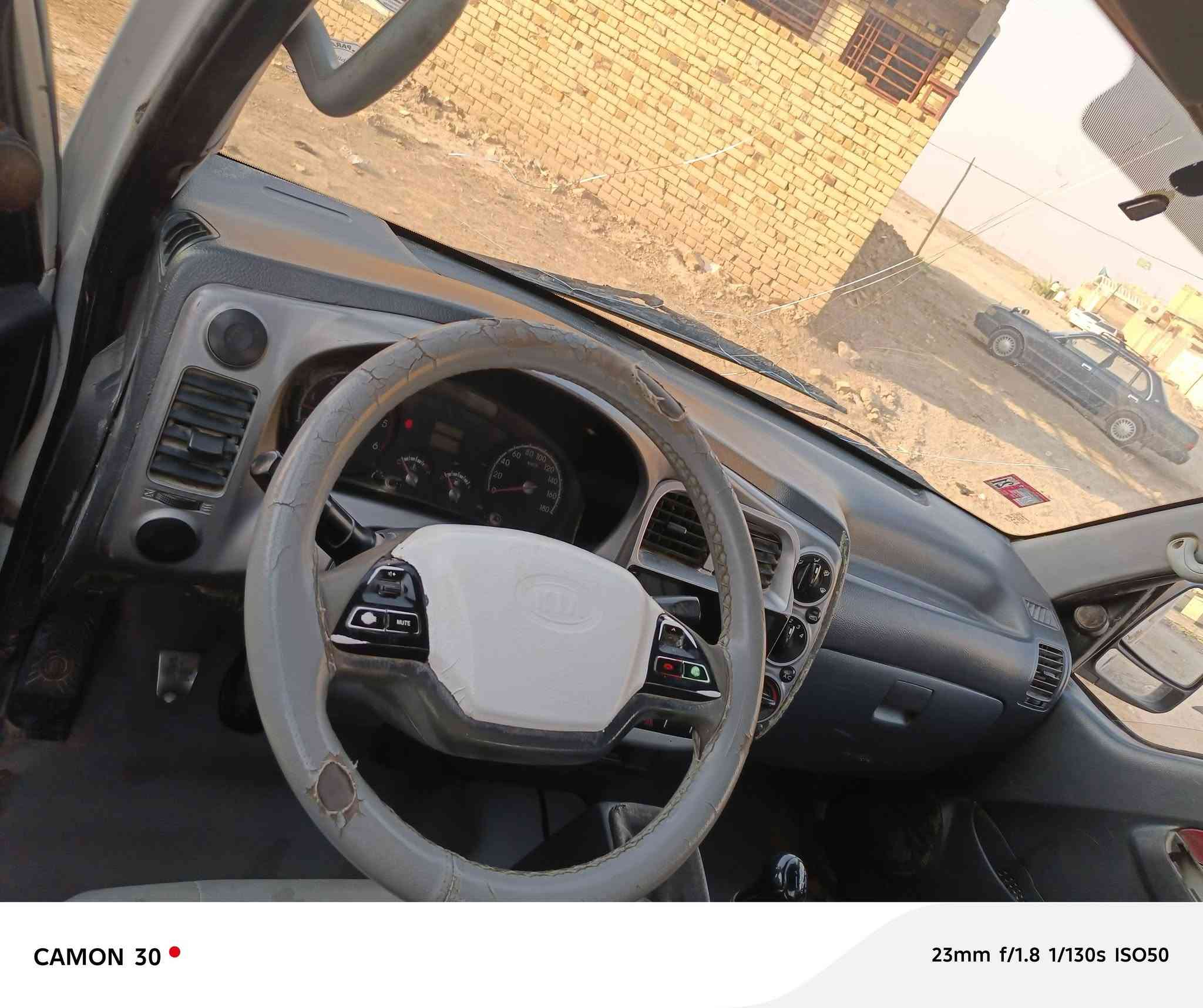 سلام عليكم كيا للبيع موديل 2013 هاذ رقمي شراي ينتصل *********** في ميسان
