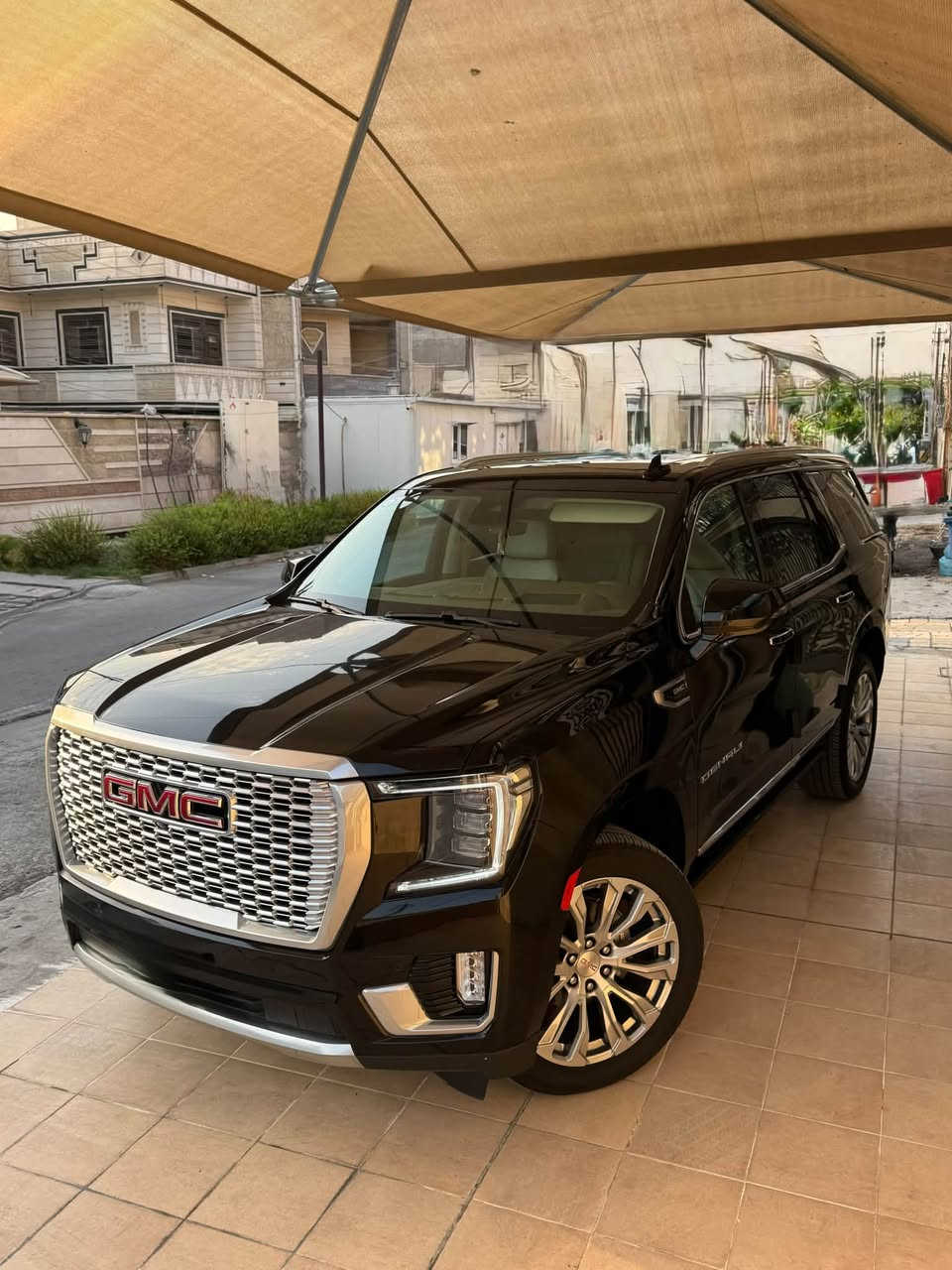 السلام عليكم 
GMC دنلي 
الموديل 2023 
المواصفات 
كشنات خزن 
تدفئة وتبريد الكشنات 
داخل كريمي 
شاشات تطبيق 3 
تحديد مسار 
رادار 
جكات 
كشنات منفضل 
داتو شو
كامرات 360 
دوسات كهرباء 
وباقي المواصفات المعروفه السياره خليجي وكالة المنصور ماشية 37 كفالة عامة ماعده رصعات 2 خفيفات السياره مغلفة ppf والجام عازل حراري السيارة نضيفة بمعنى الكلمة المكينة على وضع الشركة مكفولة السعر 54 يعني خمس شدات وربعون قابل لتفاوض شي بسيط رقم بغداد الرقم ***********
