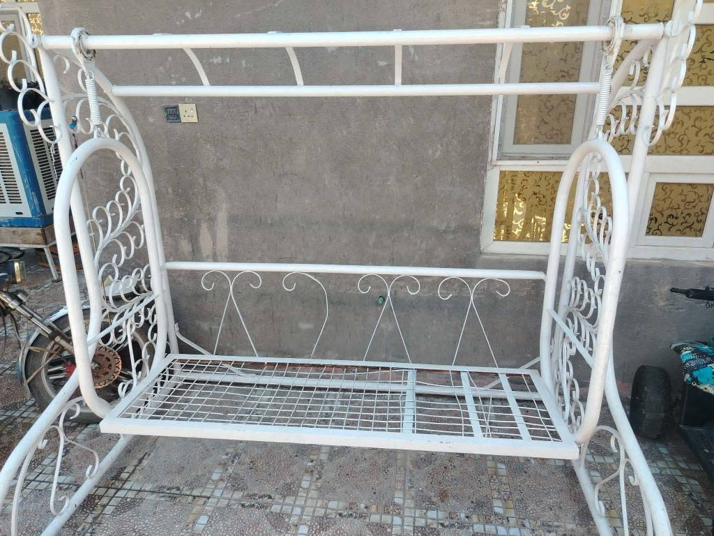 مرجوحه للبيع حديد درجه أولى وبسعر مناسب جداً موقعه ديالى بلدروز للاستفسار الاتصال على الرقم*********** بلاد رز, ديالى
