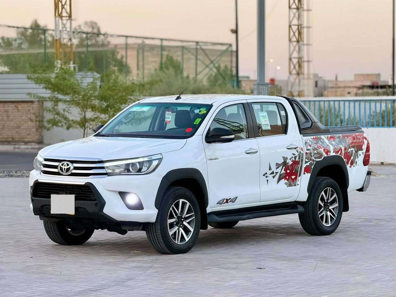 السلام عليكم هايلكس TRD موديل ٢٠١٨  كاز 6سلندر تبريد ضعيف مكان السياره بصره المعقل السعر ١٦٥$ موجود السونار ويه الصور رقم الهاتف ***********
