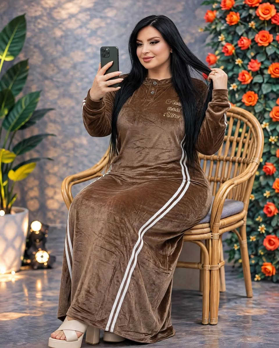 واتساب • حجز • ملابس