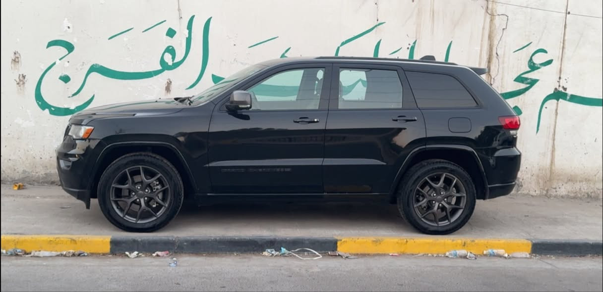 السلام عليكم 
للبيع
جيب لاريدو موديل 2021
فوول مواصفات 1-1
بلاك توب 
ثمانينيه
رادار امامي جبير
رادار خلفي وجانبيه
فول حساسات 6 امامي و 6خلفي 
فور ويل
كشنات جلد
كشن كهرباء 
جنطه كهرباء 
تحكم استيرن 
خرن ميموري 
فتحه سقف
ويل حجم 20 بلاك
منظومه زنون كامله
مكينه 6سلندر 3600
سستم كامل موديل 2014
بانزين كله عادي 
كير محرك اكسل كله كفاله 
ماشيه 81 mi
حادث 3 قطع فقط الباقي كفاله 
ايرباك دركه  فقط راجع سستم 
مكان السيارة بغداد 
الاستفسار
الاتصال 
***********
