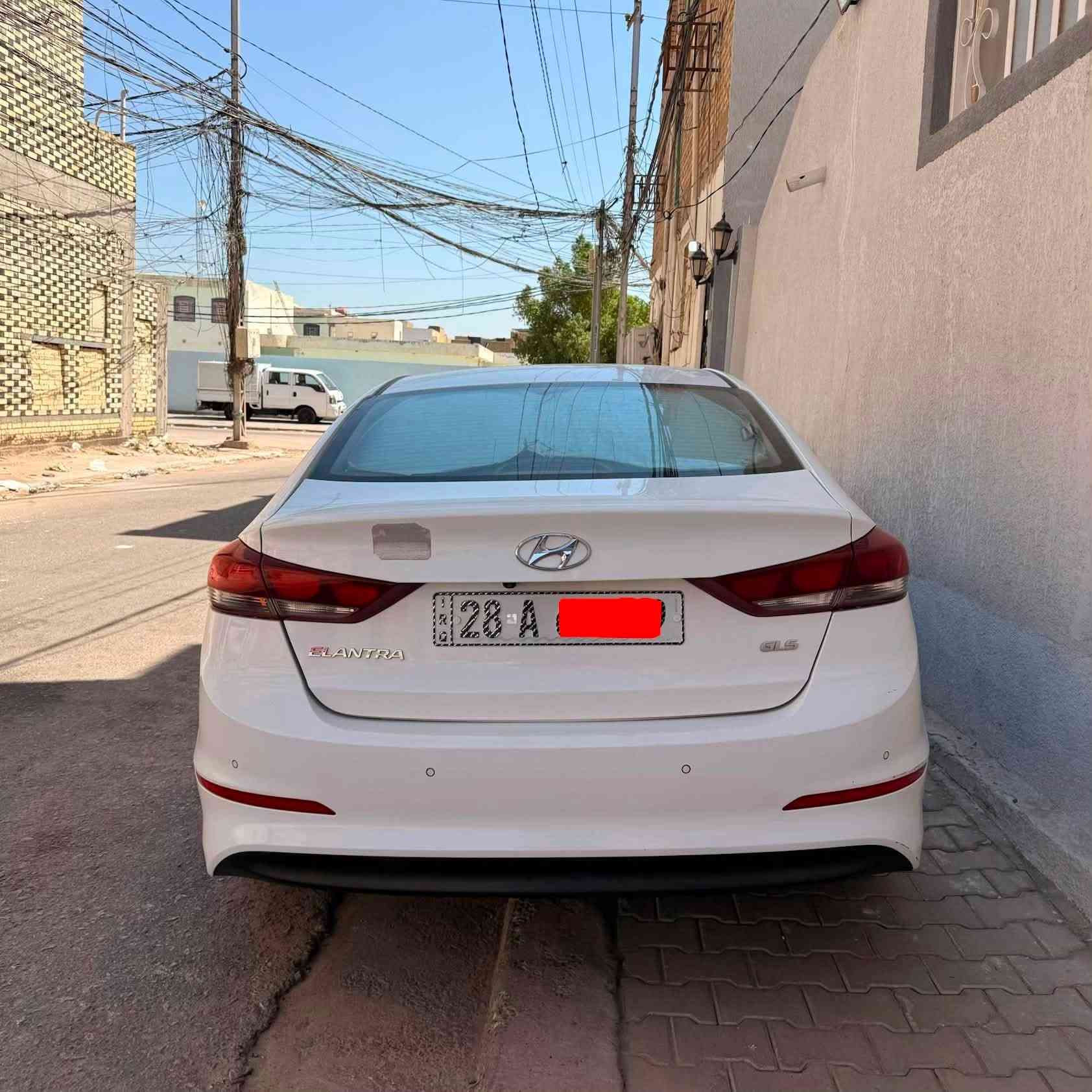 هونداي النترا خليجي موديل 2017 فول GLS
مكينه 2000 دوش المرغوبة 

فتحة سقف
تبريد خلفي
كشنات جلد
تحكم ستيرن مثبت سرعه
مري شفط ، اشاير بالمري
شاشة كبيرة 
5 ويل كب 
سيارة جديدة ماشيه 95 
رقم نجف الجديد باسمي

مكاني بالنجف 
للأتصال :  ***********
