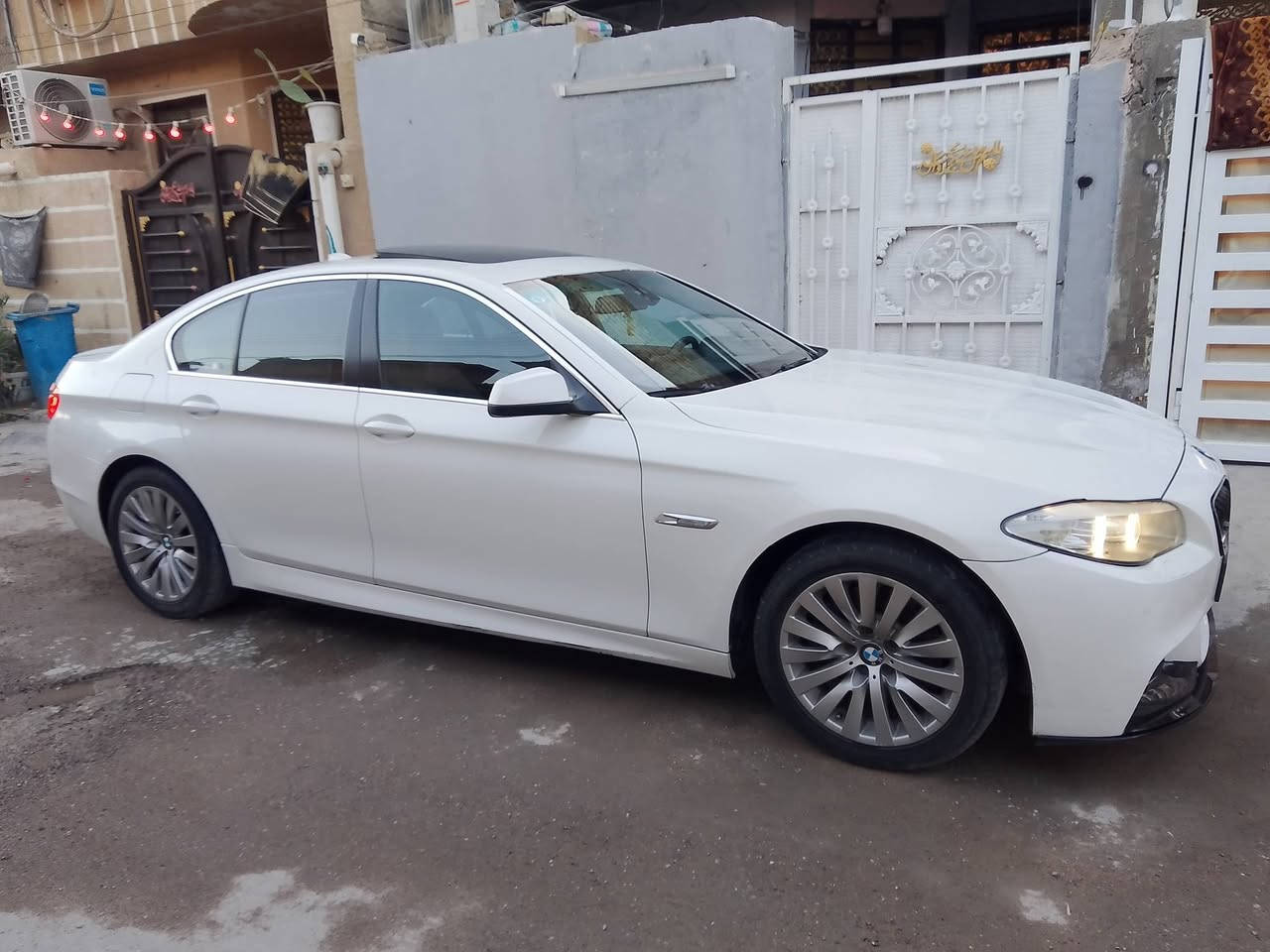 F10 • ٢٠١١ • ستة سلندر