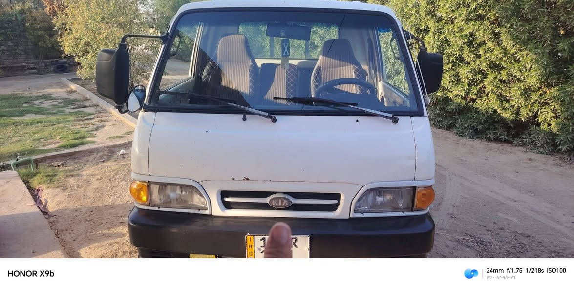 سلام عليكم كيا بنكو  96 رقم بغداد اسياره ابلاديه على اشركه مكفوله محرك صار شهر من مجفته كير  وشاصي حداديه تخم تاير السياره عوزه بس دوشمه مكان السياره بغداد اليوسفيه  الاتصال على الرقم *********** /السعر 62 وبيه مجال***********
