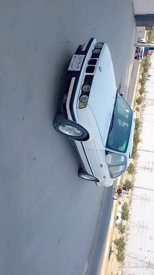بيئيم به ناو ناكريت به ئه وليات حدز كيشه ي مه ده ني به شه رت موديل ١٩٩٠قه بات موسفات مه كينه 525توماتيك سلايت ٤جام كاره باي ته بريد سارد كه رم ٤تايه ي لوك تازه به ستراوه بشت بيشي كه بسه براوه وه كران به شه رت ده حامي بو ده حامي به شه رت كشت كاره باي به شه رت شوين هه ولير سحر ٣٤مه جال *********** أربيل, العراق
