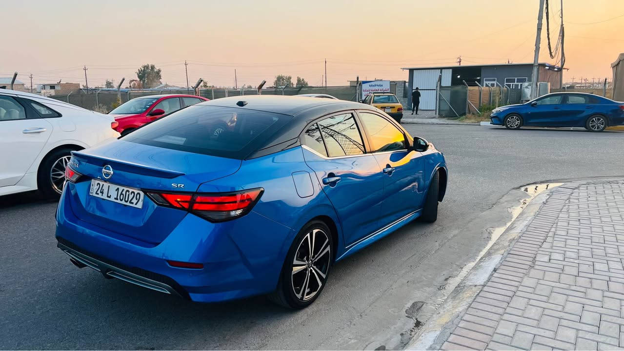 السلام عليكم
Nissan Sentra .SR midnight 
موديل 2022
تو كلر (سقف اسود).
مكينه حجم 2.0
ماشيه 23 الف فقط
فل مواصفات

السيارة بدون ايرباك بجم كبس سنوية 31 هزه جديدة شرط التحويل السياره حادثه  (جاملغ سايق مقلم ومعدل فقط ) بعدها وضع شركه 

* بصمه تشغيل.
* بصمه ابواب.
* شاشه وكامره دواره.
* حساسات خلفيه.
* كشنات رياضي
* لايت امامي تفاعلي اوتو.
* رادار امامي وخلفي وتحديد مسار.
* ويل كب حجم 18.
*توقف ذاتب وبعد بيها هوايه مواصفات.

مكان السياره موصل .
للاستفسار على الرقم واتساب موجود
***********
السعر 150 وبيها مجال 
تلكي بالسوق من 120 الى 170 وكل شي بحقو موصل, نينوى
