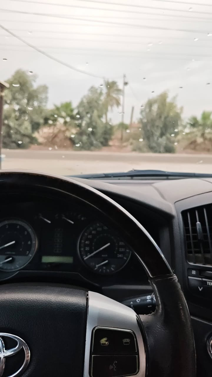 لاندكروز GXR • ٢٠١٠ • رقم بغداد