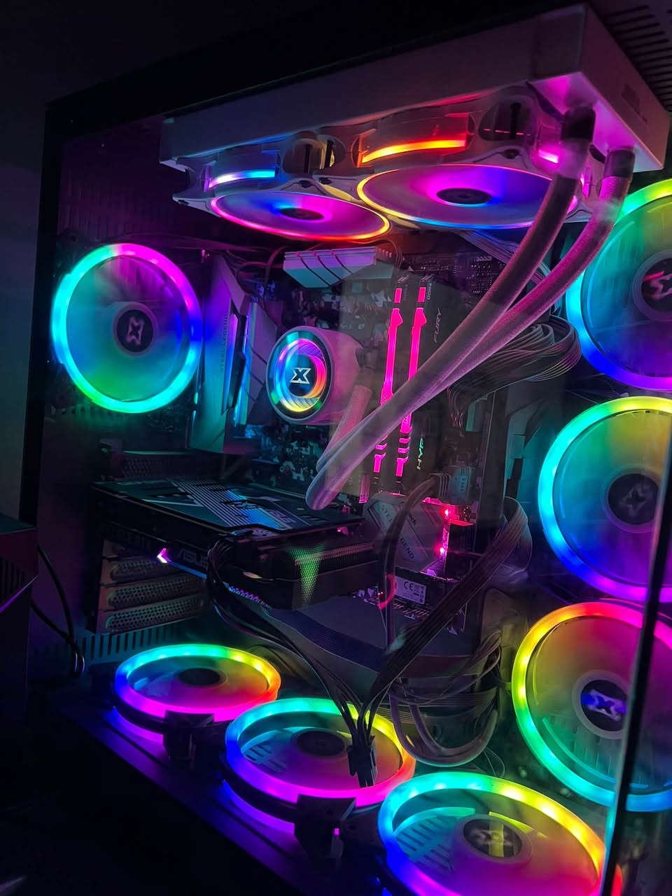RTX ٣٠٦٠ • رايزن ٥ ٣٦٠٠X • تجميعة RGB