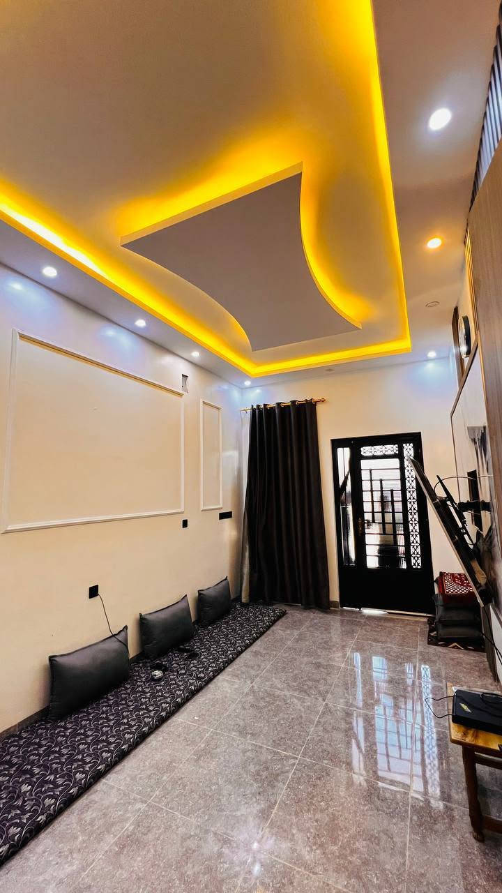 دار للبيع في الموصل 🏡
📍 حي سومر مقاطعة 124
#خدمات_كاملة_تبليط_ماء_كهرباء  
💎 بناء حديث +  سند طابو ملك صرف 2026
📐 100 متر (غرفتين + استقبال + صالة)
💵 السعر: 80 مليون بي مجال بسيط 
📞 اتصل بنا: ***********
***********
#عقارات_الموصل #يارمجة #مكتب_الوسام
