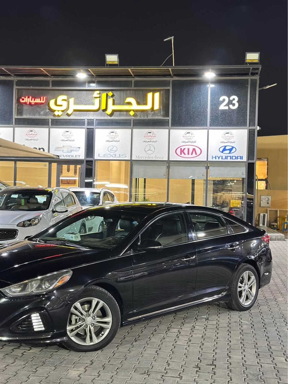 هيونداي سوناتا 2018 للبيع 🔥

✨ سوناتا موديل 2018 — بدون حادث كلين فقط بارد 

🔹 المواصفات:

* موديل 2018
* لون أسود 🖤
* بصمة 
* فتحة
* شاشة
* كاميرا خلفية
* حساسات
* تحكم بالمقود
* مرايا كهربائية
*مقاعد جلد 
* داخلية نظيفة ومرتبة
* إضاءة LED
* سيارة مريحة وعملية
* مقاعد كهربائية 

💰 السعر: 125 ورقة

📞 للاستفسار والتفاصيل الاتصال ***********
#معارض #كربلاء #بيع #شراء #السيارات 
العنوان:كربلاء مدينة المعارض النموذجية معرض الجزائري رقم المعرض 23 كربلاء, العراق
