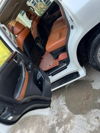 ٢٠١١ • فول سبورت • داخل قرميدي