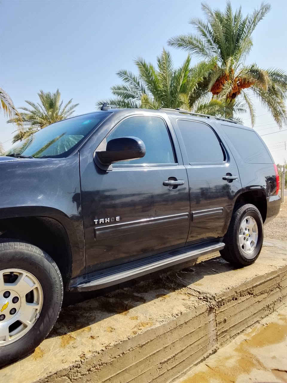 تاهو 2010 كفاله عامه ماعدا باب السايق مرشوش
رقم قادسية تسجيل جديد مدفوع كمرك قرار 102 واصل للبصمه رقم نكليزي  جاهزه من كلشي السيارة  سعرها 150  للاستفسار ***********
