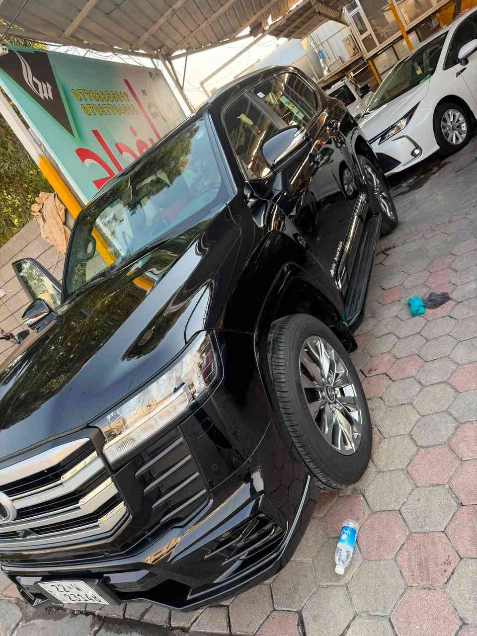 2025 بريم داخل احمر 
اربع كامرات 
ماشيه 17 الف
مغلفه بالكامل 
السعر 71000 

*********** بالرمادي
