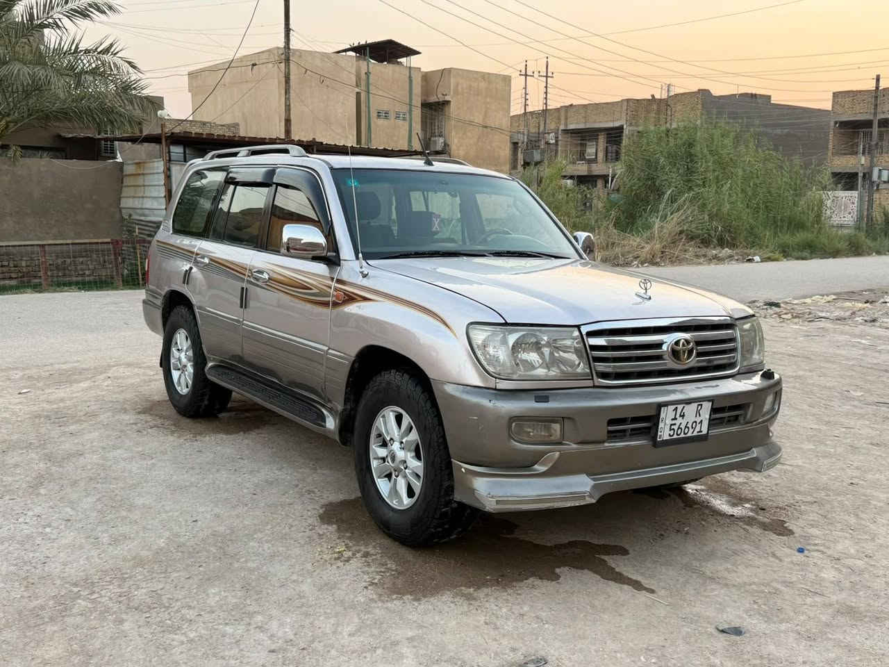السلام عليكم 
مونيكا ٢٠٠٧ محدثه  مكينه V8 
كير اوتو  تبريد تخم تاير. 
مصبوغه عام مكفوله الدواخل 
بصره بسمي شخصياا هزه جديده 
اريد مراوس ونطي فرق شعندك تعال واتساب 
السعر ١٠٤
مكاني بابل  استفسار اتصل واتساب 
***********
