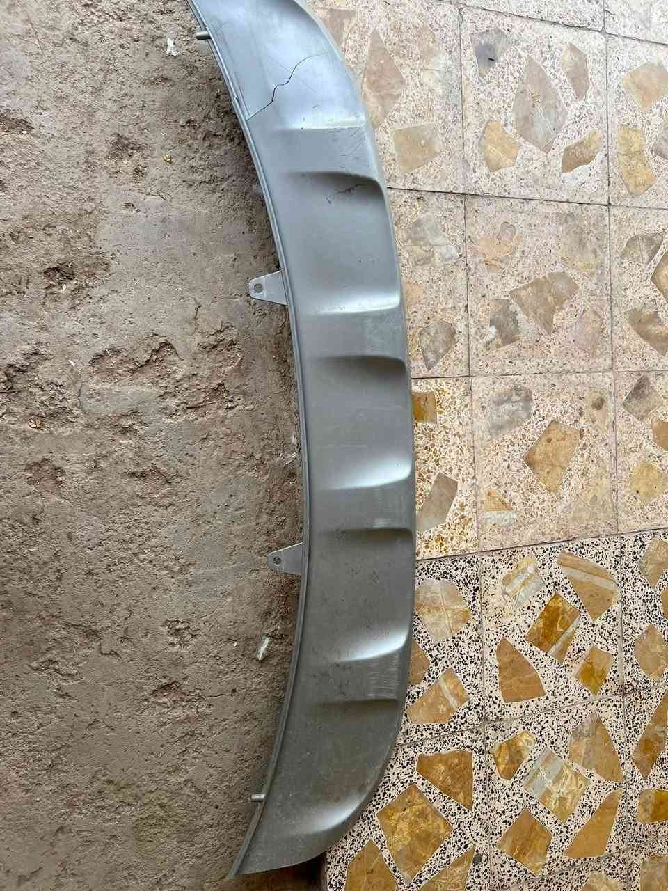 السلام عليكم
قطع غيار للبيع مال سورنتو 20 
زوج تايرات 
لحيه جوه دعاميه رصاصيه 
طبرباز ايسر (بطانه جاملغ ايسر )
درايم شفت ايسر 
مروحه 

قيم واخذ ***********
