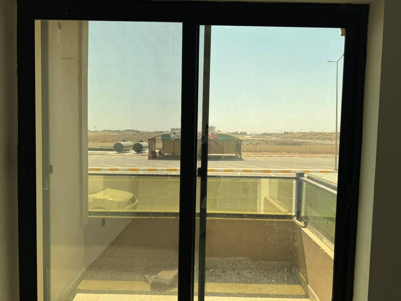 🏡 شقة للبيع مجمع الشروق – فرصة مميزة للسكن أو الاستثمار
📍 مجمع الشروق

🔹 المساحة: 131متر
🔹 طابق ارضي 
🔹  جاهزة للسكن
🔹 خدمات: كهرباء – مياه – كامله 

✨ شقة بموقع مميز،  والمواصلات

📞 للتواصل والاستفسار: ***********

