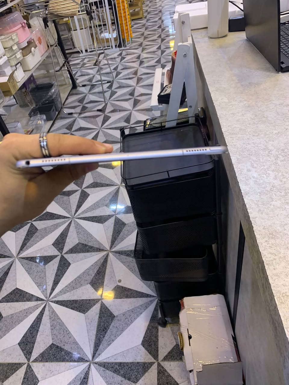 ايباد برو ١٠.٥ • ٢٥٦ جيجا • بطارية ٨٩٪