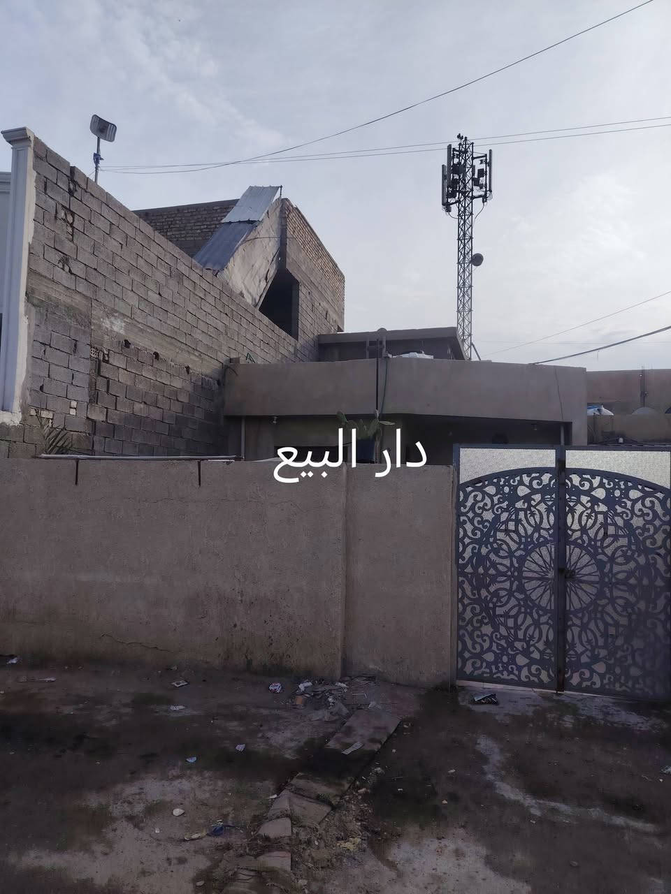 شارع الرئيسي ابونزار • ١٥٠م • كراج ٧×٣