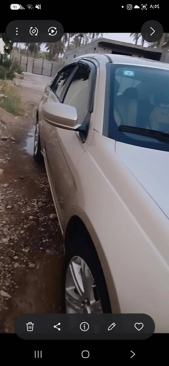 كرايسلر C200 
2013 مكينة 2400 
منظومة غاز + بانزين 
هزة سنوية جديد / رقم بغداد 
ضرر جاملغ خلفي 
***********
عنوان ديالى
