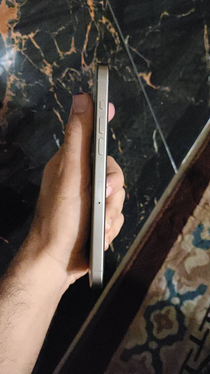 📱 للبيع iPhone 15 Pro Max
🩶 اللون: تيتانيوم
💾 الذاكرة: 256GB
🌍 الموديل: عربي (شرق أوسط)
🔋 البطارية: 84% (عدد الشحنات 950)
🔧 حالة الجهاز:
✨ نظيف 100% وبدون أي شخط
🔹 الجهاز كفالة (بدون أي تصليح)
🎁 الهدايا والملحقات:
➕ لزقة شاشة
➕ لزقة كاميرات
➕ واير شحن
💰 السعر: 975,000 دينار عراقي (مجال بسيط جداً)
📍 الموقع: بغداد – الحرية
🔍 شرط تفحص الجهاز يلا تسلم الفلوس
📞 للتواصل: ***********

نص مكتوب في الصور:
- ٤:١٤
- حالة البطارية
- عادية
- تعمل بطارية iPhone هذه على النحو المتوقع. حول البطارية والضمان...
- الحد الأقصى للقدرة
- ٨٤٪
- هذا قياس لقدرة البطارية مقارنة بقدرتها عندما كانت جديدة. قد تتسبب القدرة المنخفضة بتقليل ساعات الاستخدام بين عملية الشحن والأخرى.
- عدد الدورات
- ٩٤٧
- هذا هو عدد مرات استهلاك iPhone لققدرة البطارية. معرفة المزيد...
- تاريخ التصنيع
- تشرين الثاني ٢٠٢٣
- أول استخدام
- آذار ٢٠٢٤
- حول
- الاسم
- < iPhone
- إصدار iOS
- < 26.6.1
- اسم الطراز
- iPhone 15 Pro Max
- رقم الطراز
- MU6R3AH/A
- الرقم التسلسلي
- H14Q59G45G
- انتهت صلاحية التغطية
- الأغاني
- الفيديوهات
- 19
- الصور
- ١٠٥
- التطبيقات
- ١٠
- السعة
- ٢٥٦ غ.ب
- متوفرة
- ٢٣٢,٦١ غ.ب
- عنوان Wi-Fi
- A4:F6:E8:7C:46:9F
