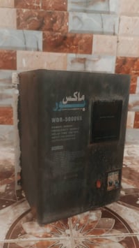 يو بي اس WDR-5000VA • عدد ٢ • مستعملة ناقصه كارت