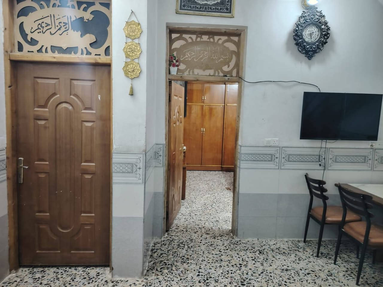 ٣ بيوت • بناء جديد • خلف الجنسيه