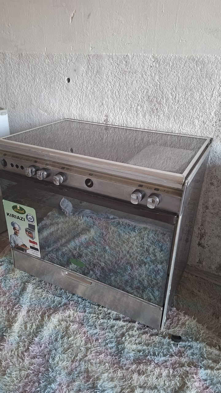 طباخات غاز مستخدمة بحالة ممتازة جداً! 🧑‍🍳🔥
طباخات غاز مستعملة  للبيع (نظيفة جداً وشبه جديدة)، مفحوصة وشغالة 100% ونارها زرقاء وقوية.
​✨ مواصفات ومميزات الطباخ:
​الحالة: مستخدم نظيف جداً وبحالة ممتازة (كل عيونه والفرن شغالين تمام).
يوجد لدينا استبدال طباخ القديم مع فرق السعر الطباخ خمس عيون ٢٠٠واربع عيون ١٢٠ مكاني كربلاء فريحه خلف شركه رنا للاستفسار واتساب أو خط ***********
