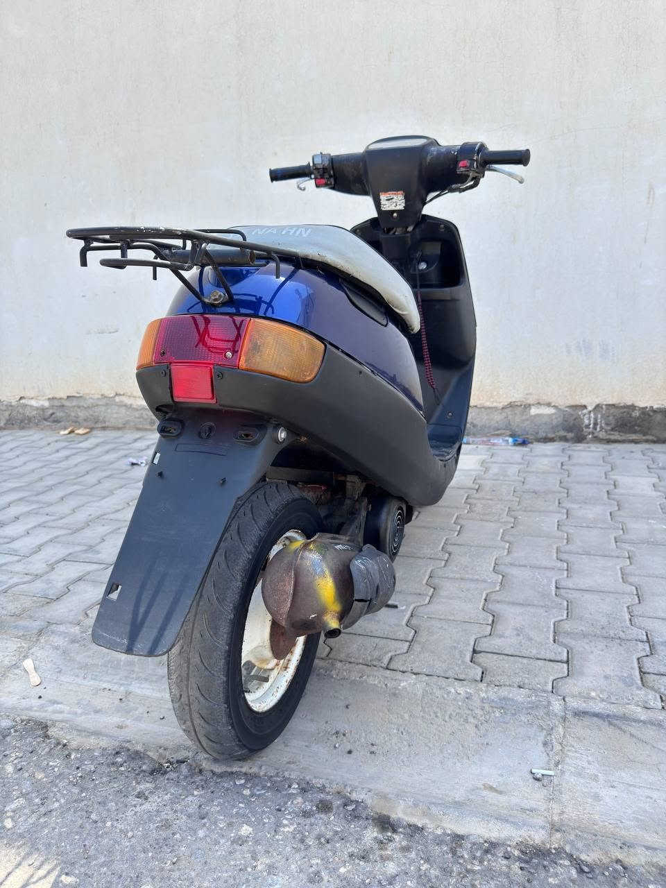 دراجه بطه للبيع جديده تجي وشوف مكينه حاويه صار شهر مشدوده كهربائيات كامله اشاير هورن بگ لايت كله شغال السعر 240 مكاني نجف المناذره *********** واتساب
