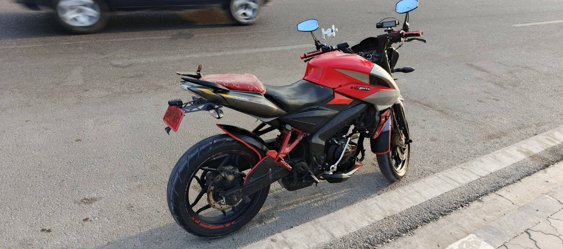 بولسر ns200 • محرك دايون • يحتاج كهربائي