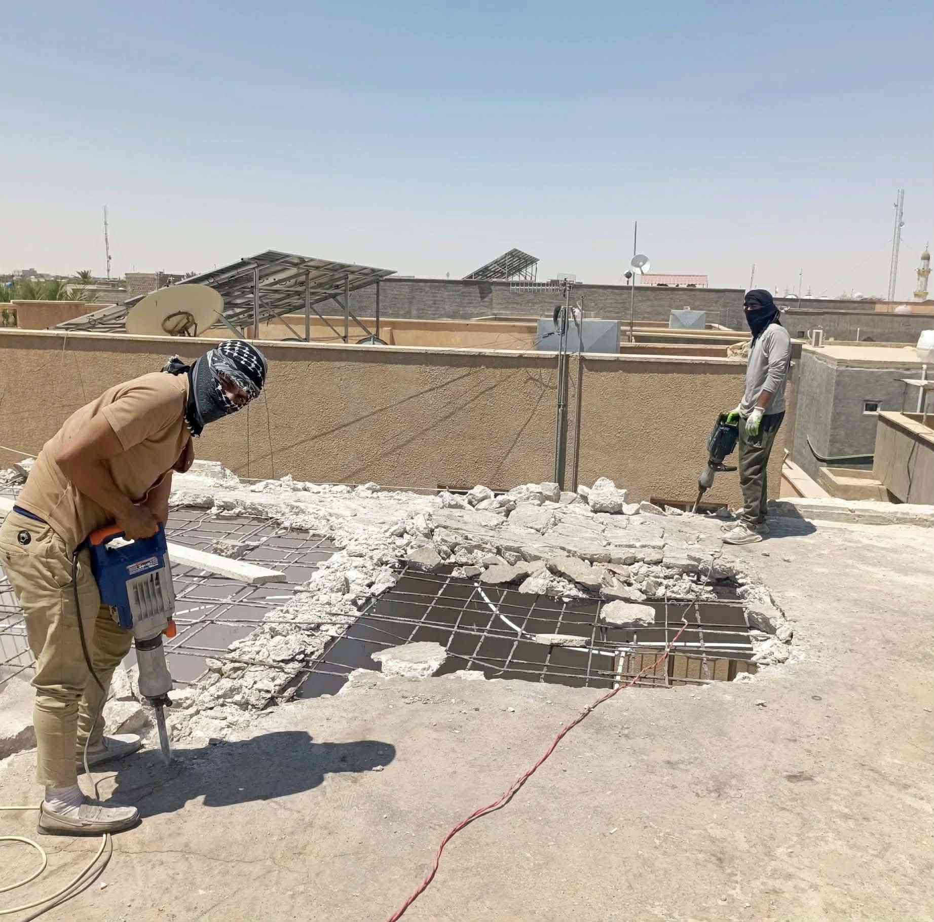 سلام عليكم  /  يوجد كادر عمل جاهز /  تصعيد مواد /  تنضيف بيوت /  تفليش /  تكشيط /  دفن نهري /  شقلنه ليل ونهار /  ومعداتنه جاهزه  ومالك دخل بكلشي تأخذ شقل جاهز مني سلمني شقل وتأخذ شقل جاهز / ماعليك بس تصال على رقم /// ***********
