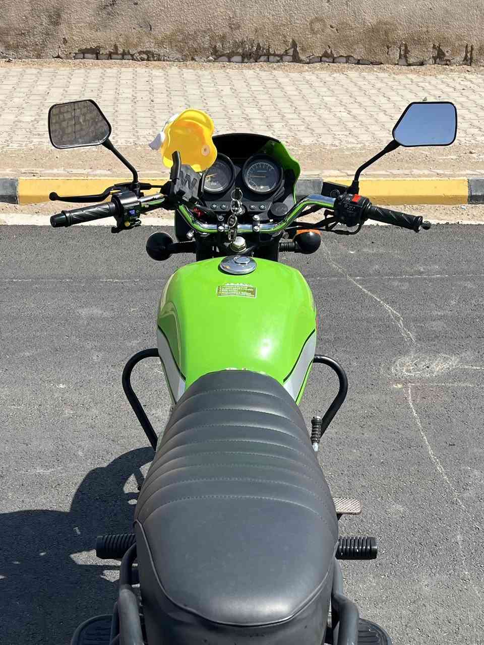السلام عليكم شباب 
للبيع دراجة دايون نفخ مديل 2023 سويج سجينة  لايت جمجمة كهربائيات كلها شغالة نكرة سلف هندر شغال مكينة علة وضع البلاد كتابة حمرة  ما مفتوح منها برغي الدراجة خير من الله شلعة ومعدل ونضيفة وماشية بس 16  الف  حقيقي  اوراق اصولية كبل ترقيم مال جناي فول نضافة العنوان واسط الكوت  السعر 1850 وبيها مجال للشراي تعال وبيك خير وتدلل 
للاتصال  او الاستفسار اكثر  ***********
