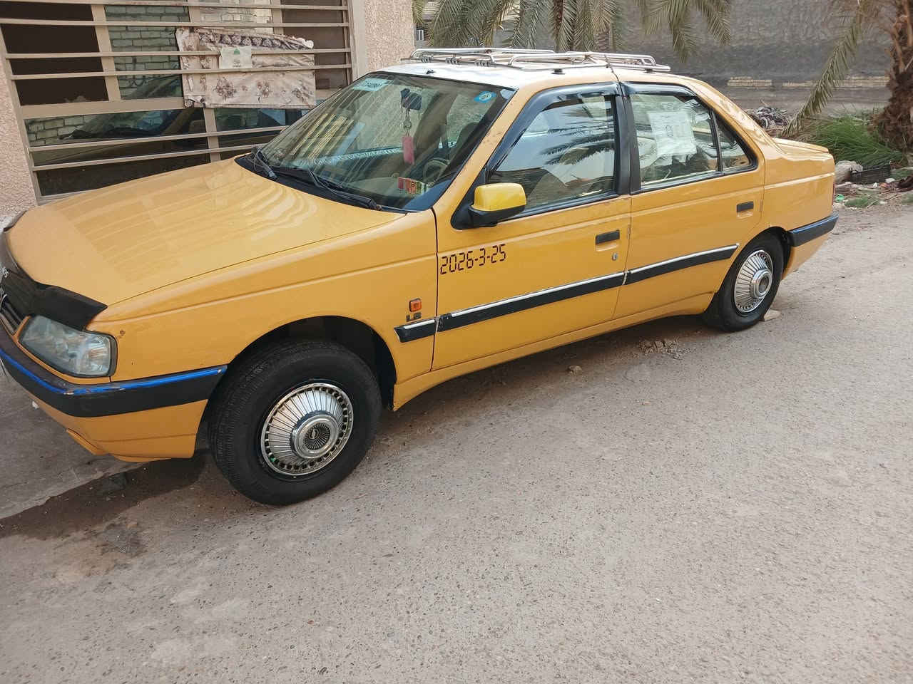بيجو • ٢٠١٥ • نضيفه