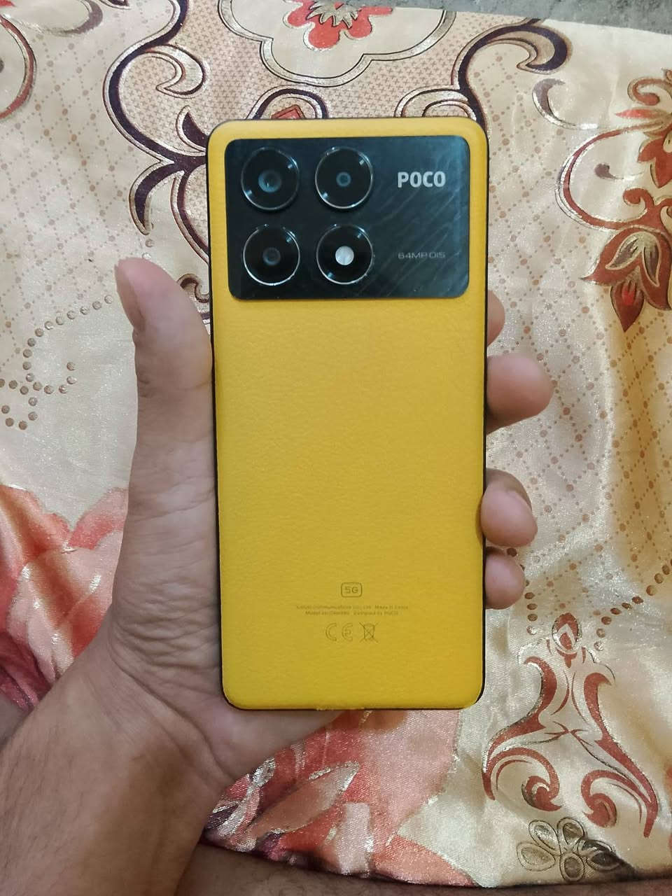 Poco x6 pro 5G 512 , عشوائية 12+12 مراوس أو بيع
جهاز بلادي ع وضع الشركة فقط بي طبع خفيف فوك ما مبين بالعين المجردة ولا بالتصوير يطلع بس لازم اذكره جهاز بلادي ومابي اي شي ذاكرة 512 عشوائية 12+12 العاب 120فريم 
مواصفاته معروفه السعر 260الف 
بغداد جسر ديالى 
***********
