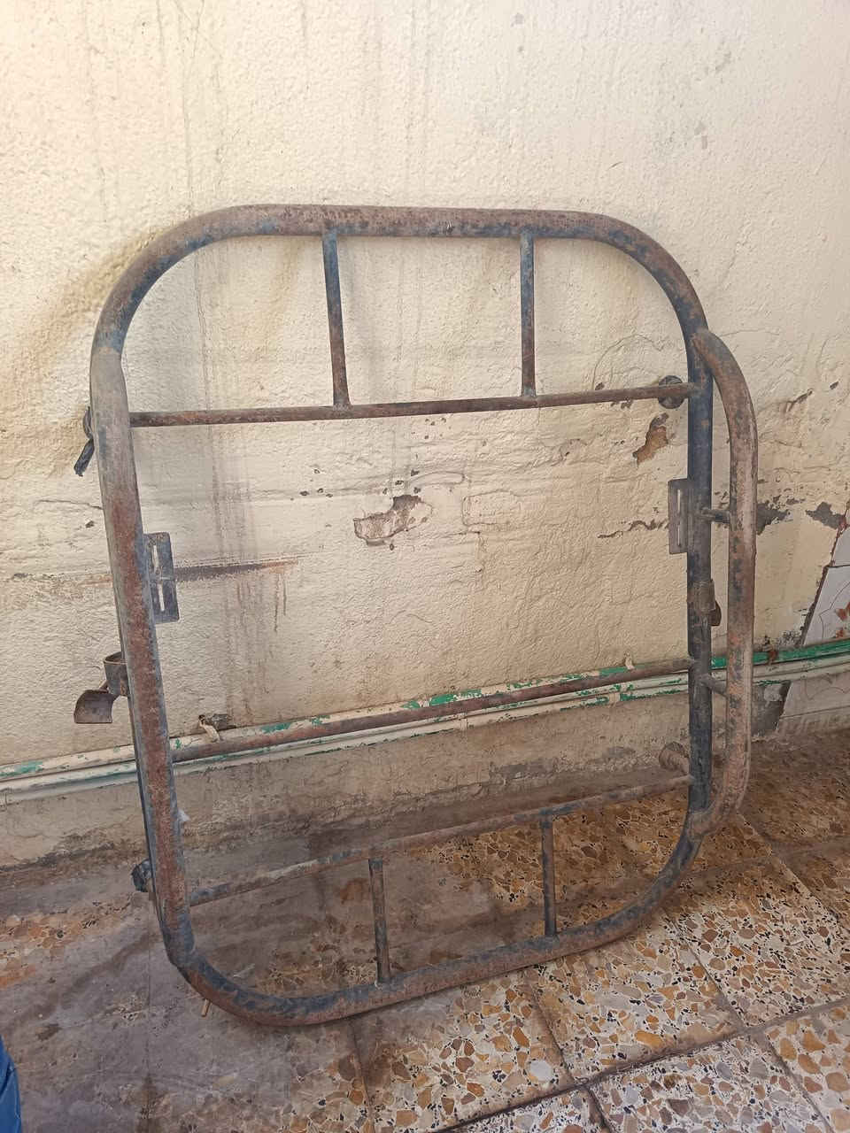 صالنصه • حديد نضيفة