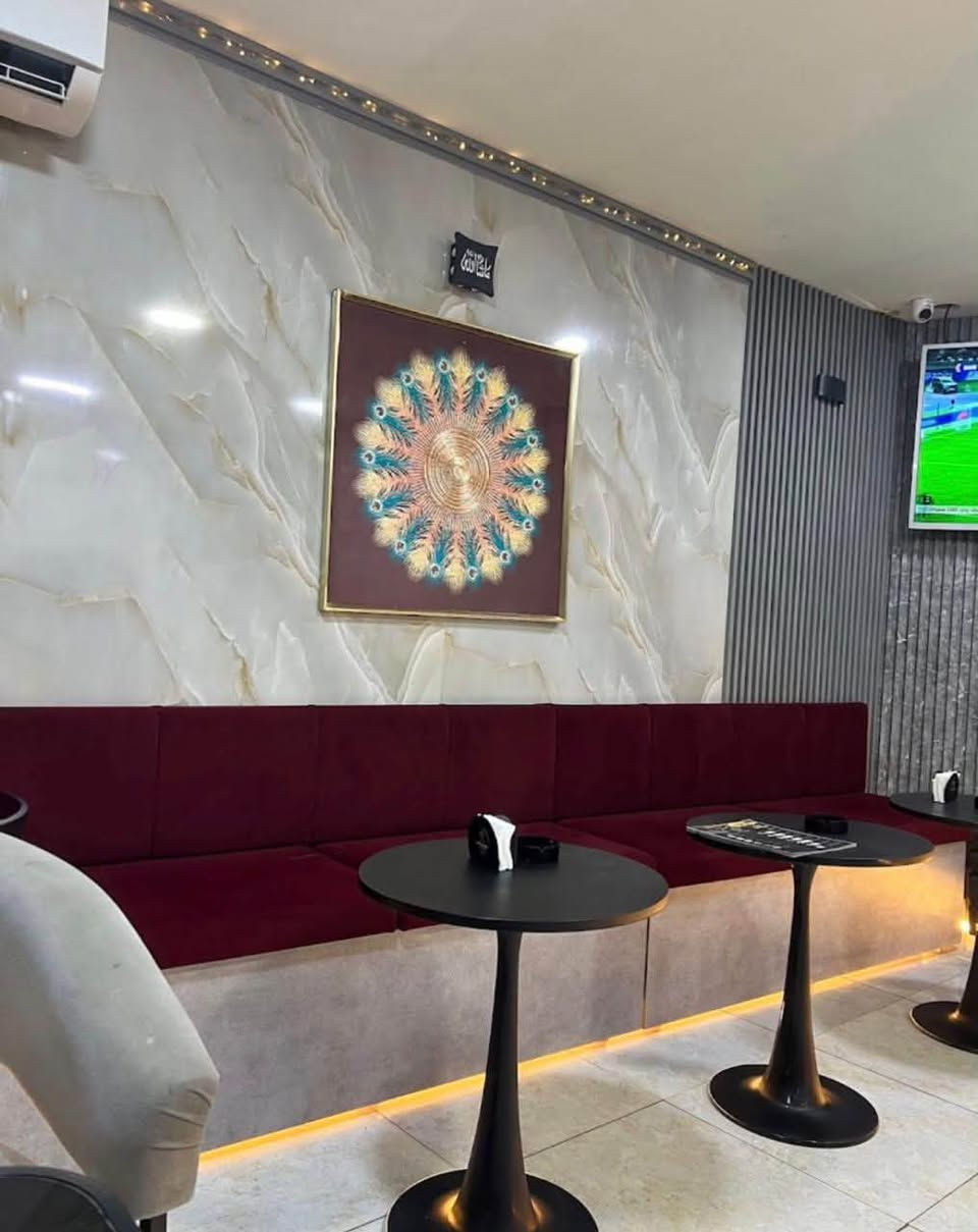 مطلوب. (شريك )لكافيه في الإسكان   او (بيع الكافية كامل )او (نصف الكافيه) لشريك يدير الكافيه . التواصل والاستفسار على الرقم رقمي انا  صاحب الكافيه
***********
( الكافية جاهز من كل شيء  وفي الإسكان اقوى منطقة للشغل  في اربيل
