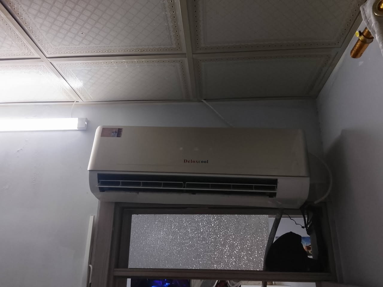 سبلت للبيع طن ونص شغال السعر 140 شغال ***********
